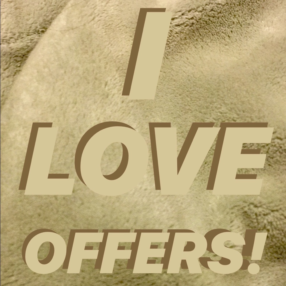 🌟Don’t be shy!! I’ll consider any offer!🌟